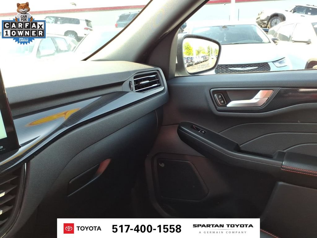 Used 2025 Ford Escape ST-Line Select w/ Tech Pack #1 AWD/4WD image 23
