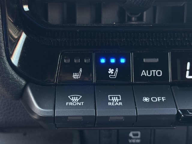 Used 2024 Toyota Land Cruiser w/ Premium Package AWD/4WD image 22