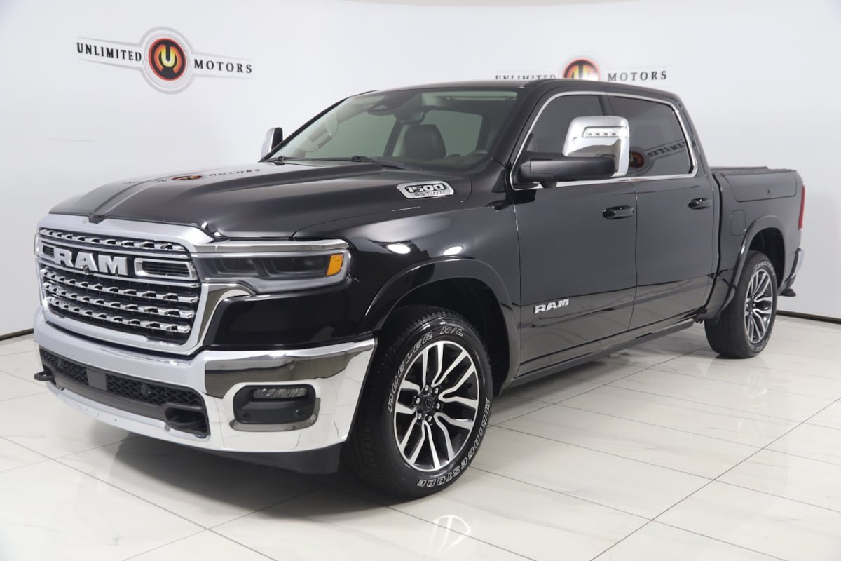 Used 2025 RAM 1500 Limited w/ Trailer Tow Group AWD/4WD image 5