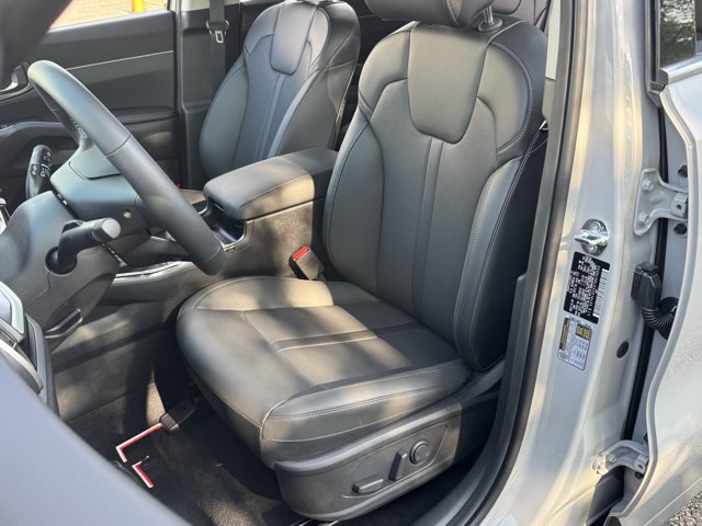 New 2026 Kia Sorento S AWD/4WD image 17