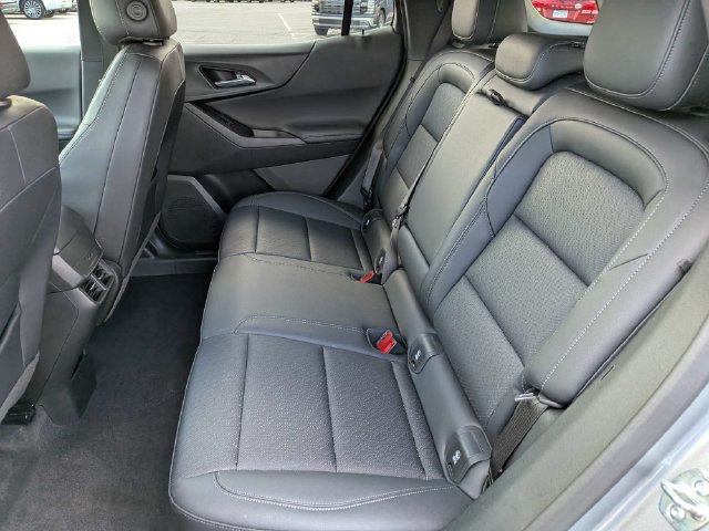 Used 2025 Chevrolet Equinox LT w/ Convenience Package II FWD image 16