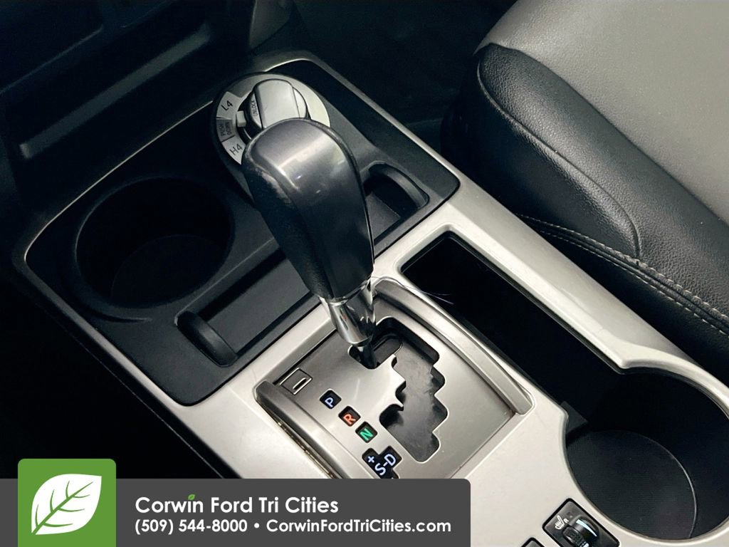 Used 2020 Toyota 4Runner 4WD image 10