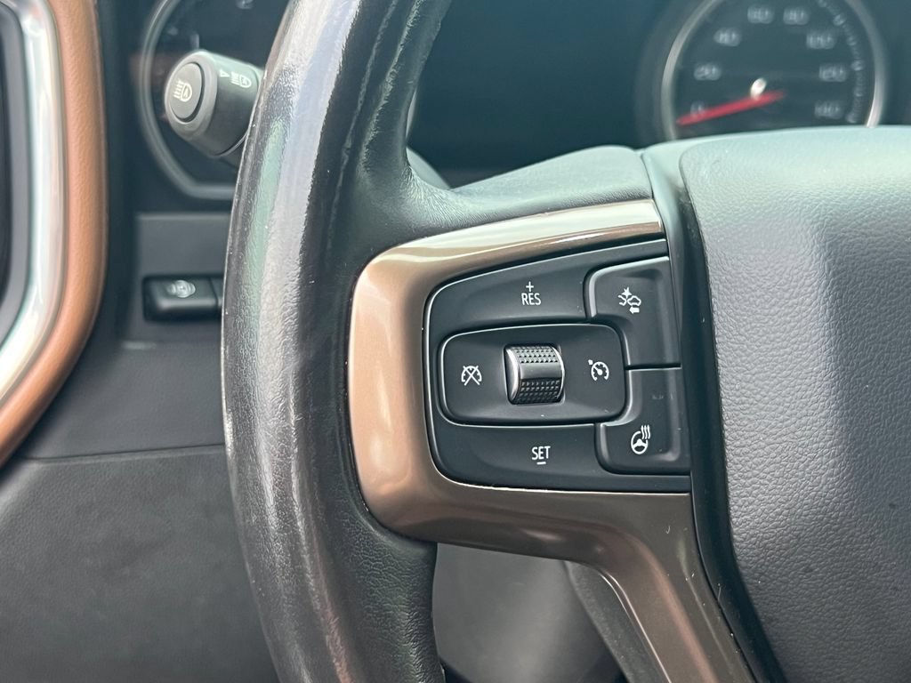 Used 2021 Chevrolet Silverado 3500 High Country AWD/4WD image 32