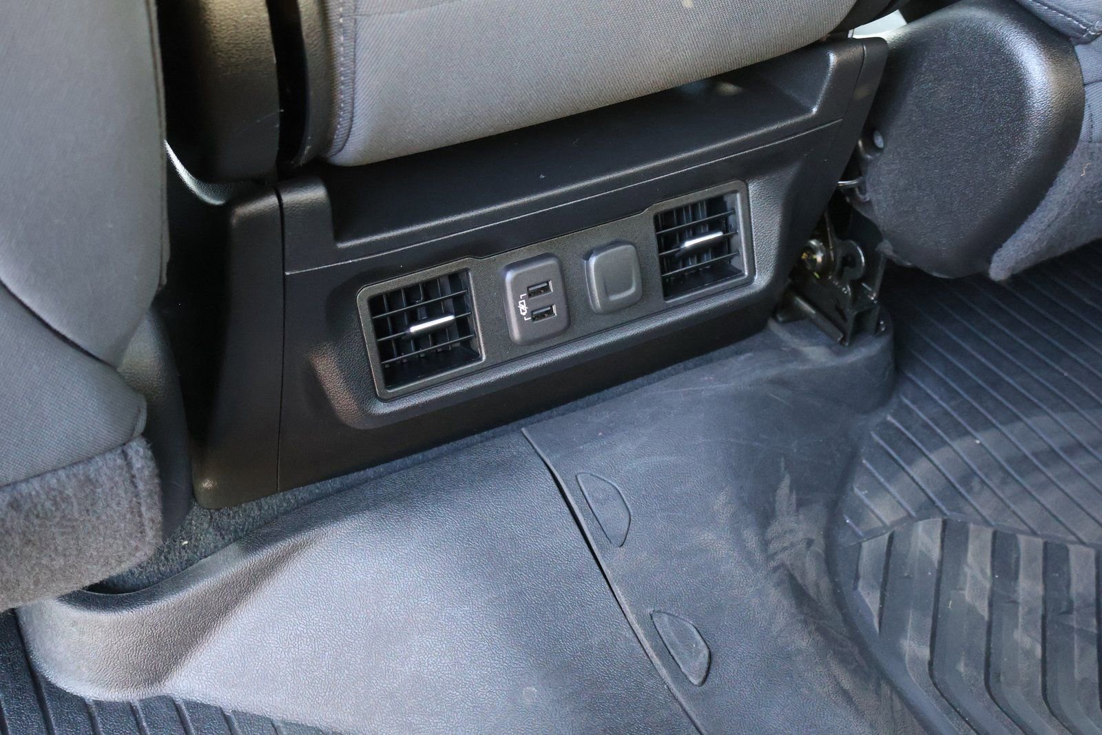 Used 2021 Chevrolet Silverado 1500 RST image 20