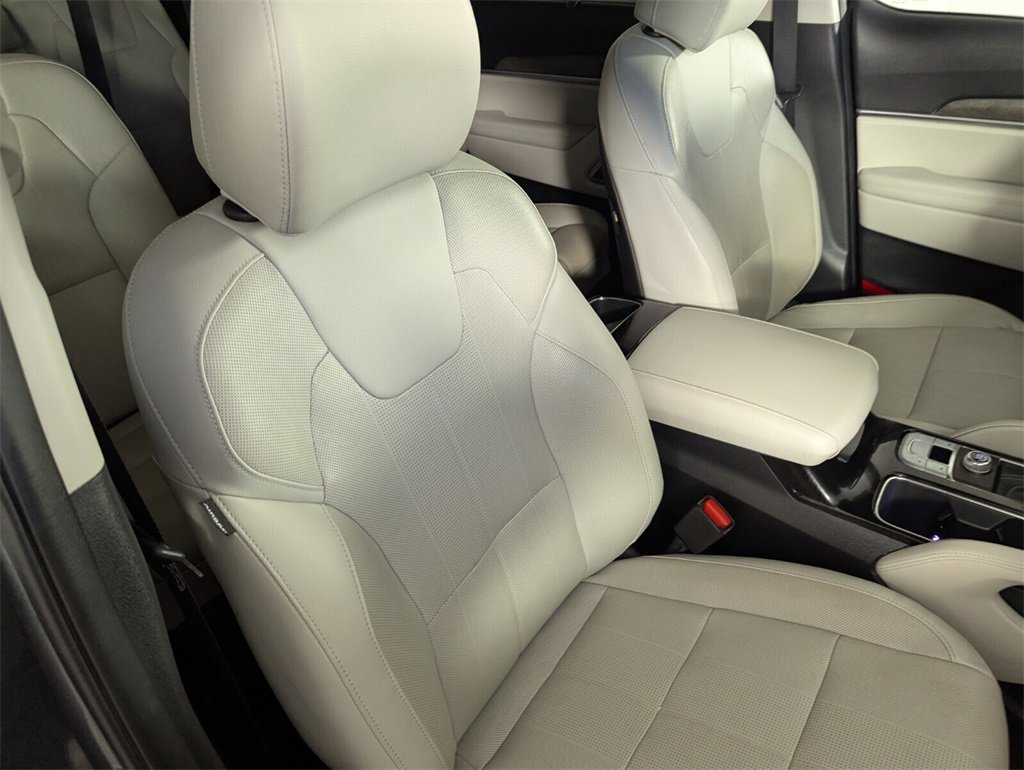 Used 2022 Kia Telluride SX w/ Towing Package image 37