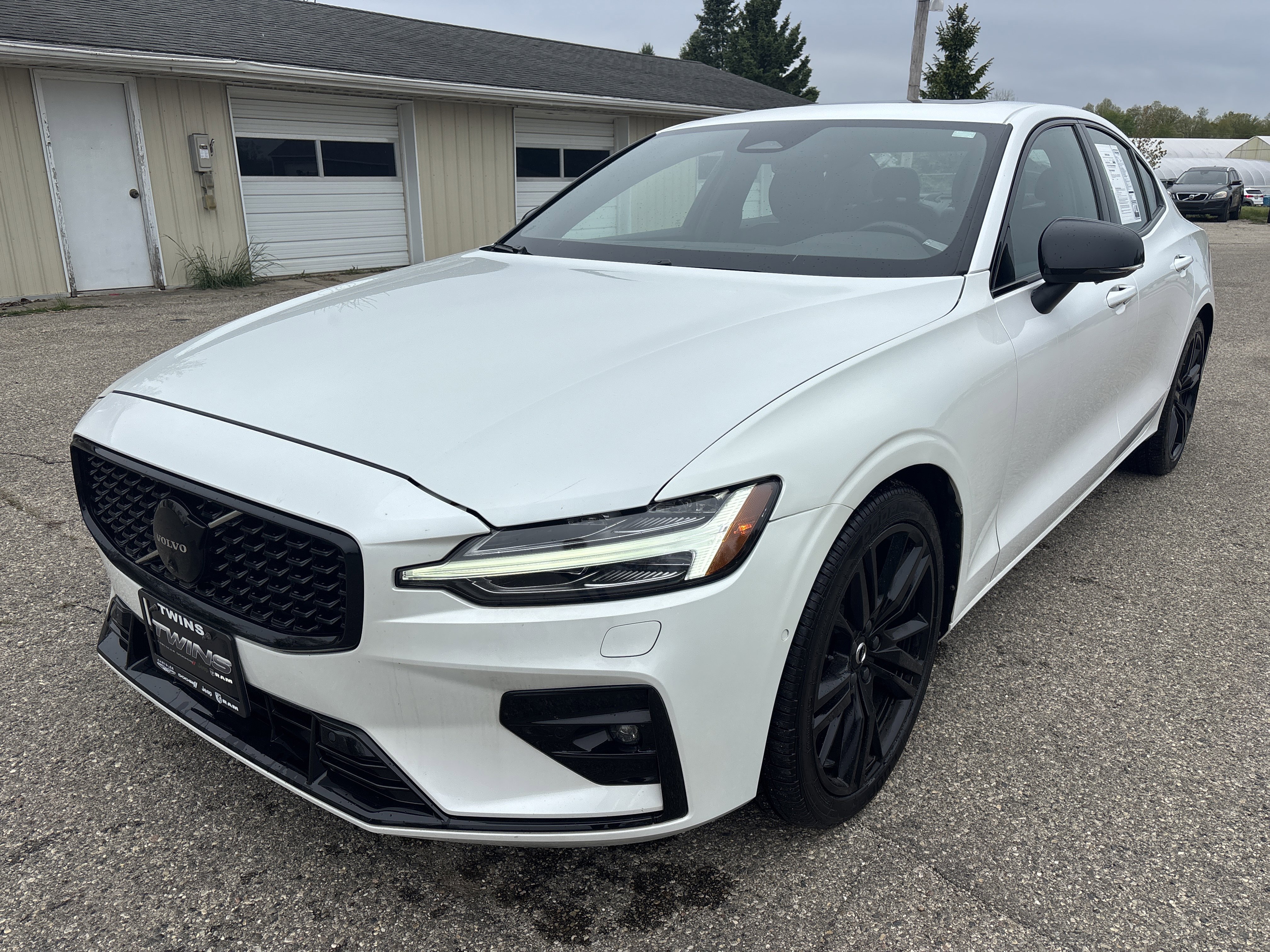 Used 2024 Volvo S60 B5 Plus w/ Climate Package AWD/4WD image 49