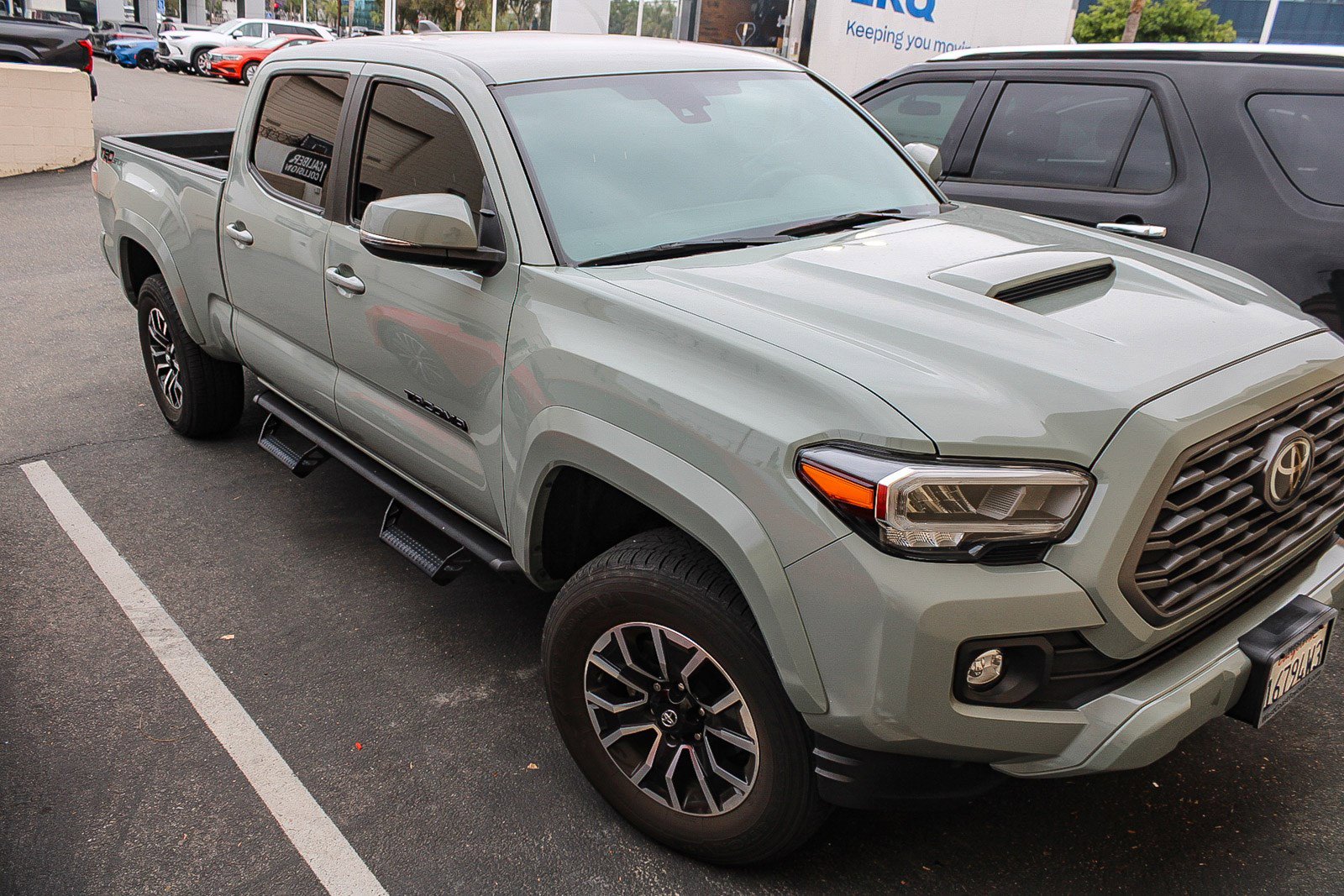 Used 2023 Toyota Tacoma TRD Sport w/ Black Out Package (TMS) RWD image 3