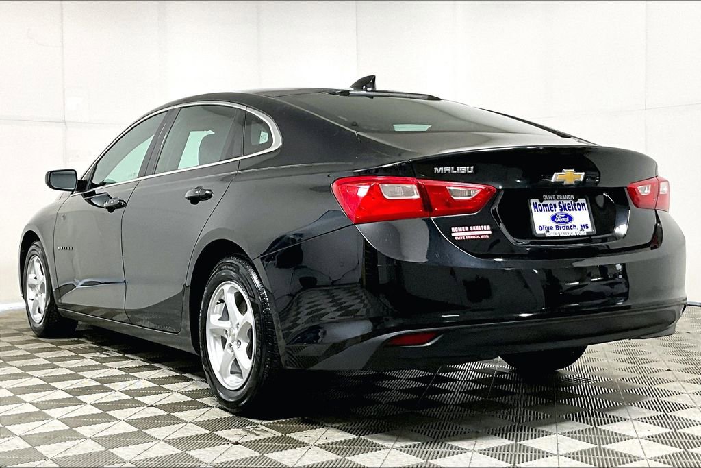 Used 2017 Chevrolet Malibu LS image 10