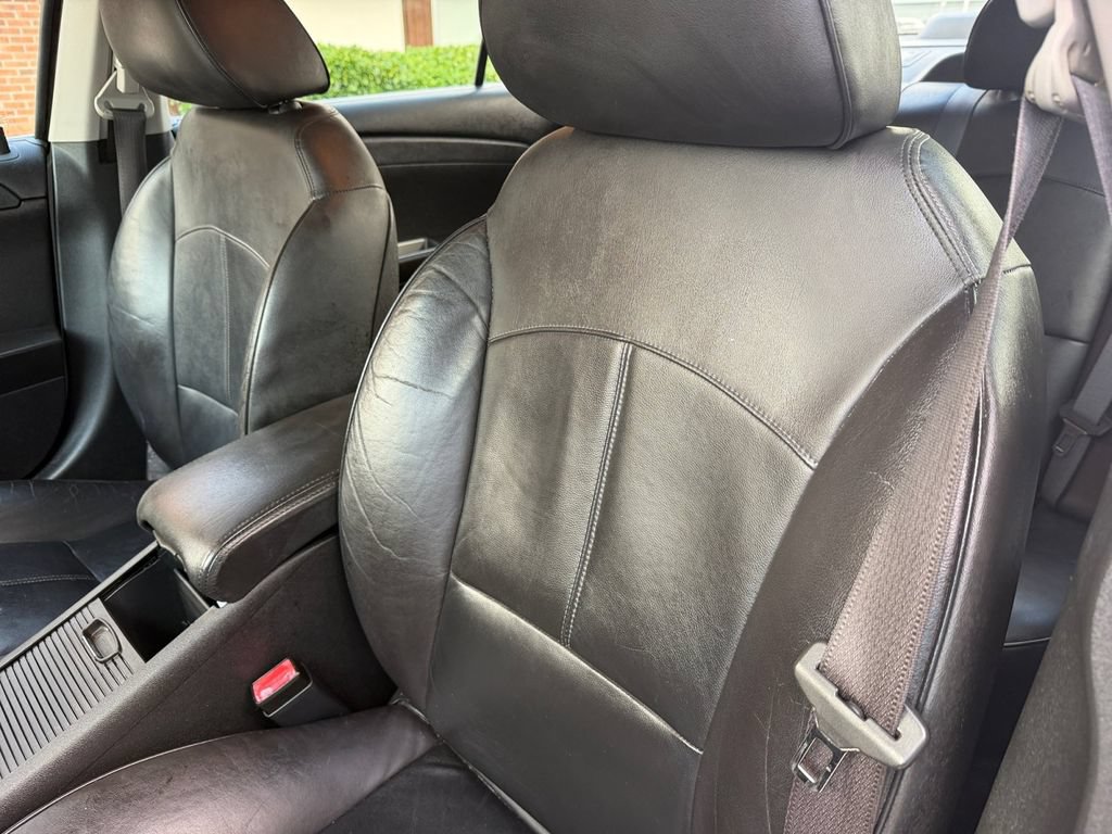 Used 2010 Chevrolet Malibu LTZ FWD image 14