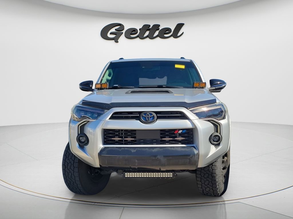 Used 2021 Toyota 4Runner Venture w/ Moonroof Package image 3