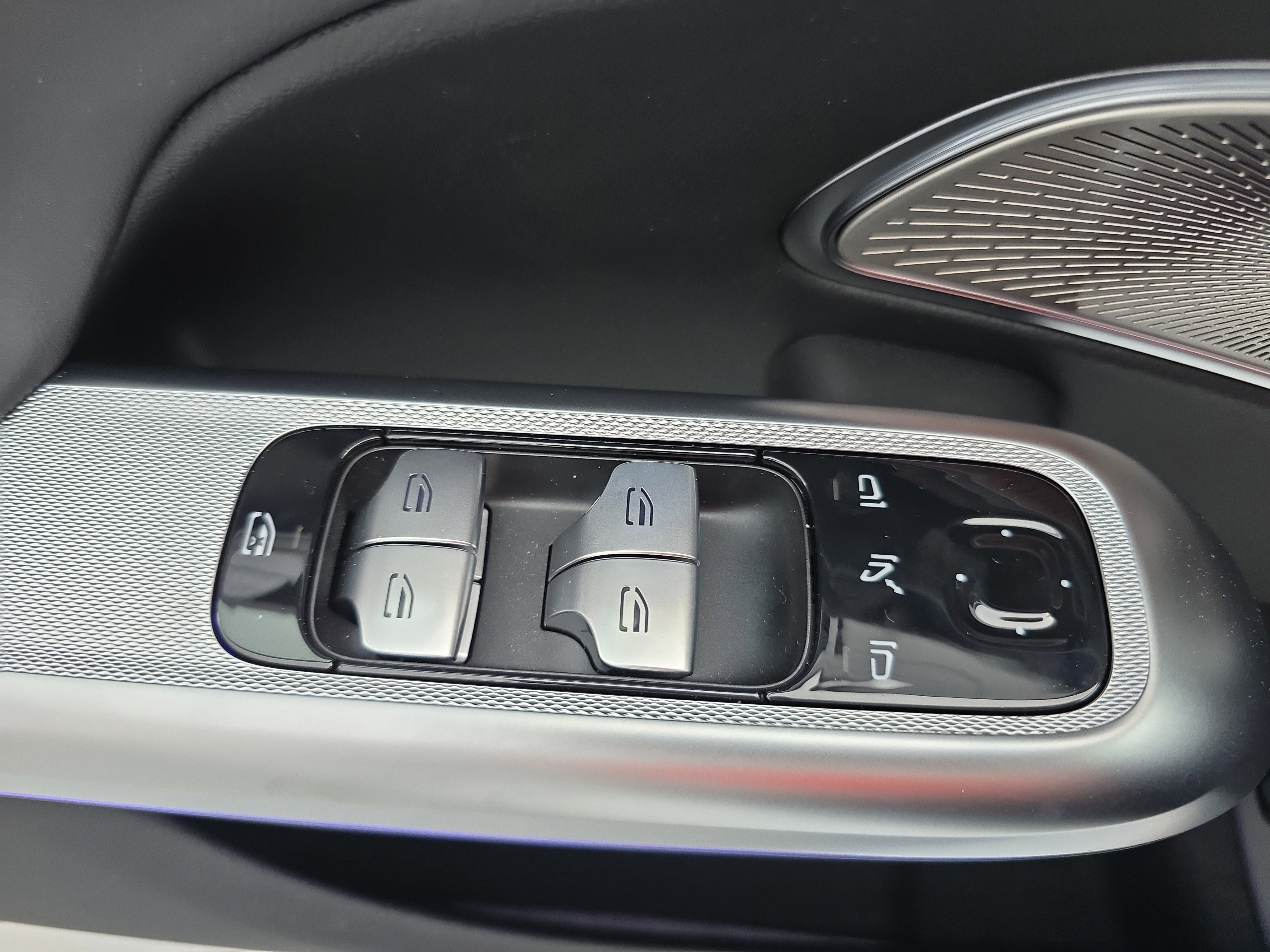 New 2026 Mercedes-Benz E 53 AMG 4MATIC Sedan image 28