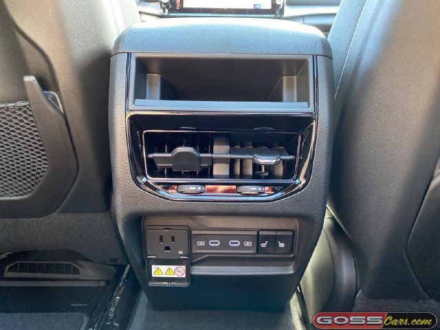 New 2026 Jeep Grand Cherokee Limited w/ Limited Altitude Package AWD/4WD image 22