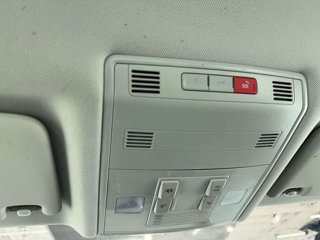 Used 2020 Volkswagen Jetta S image 32