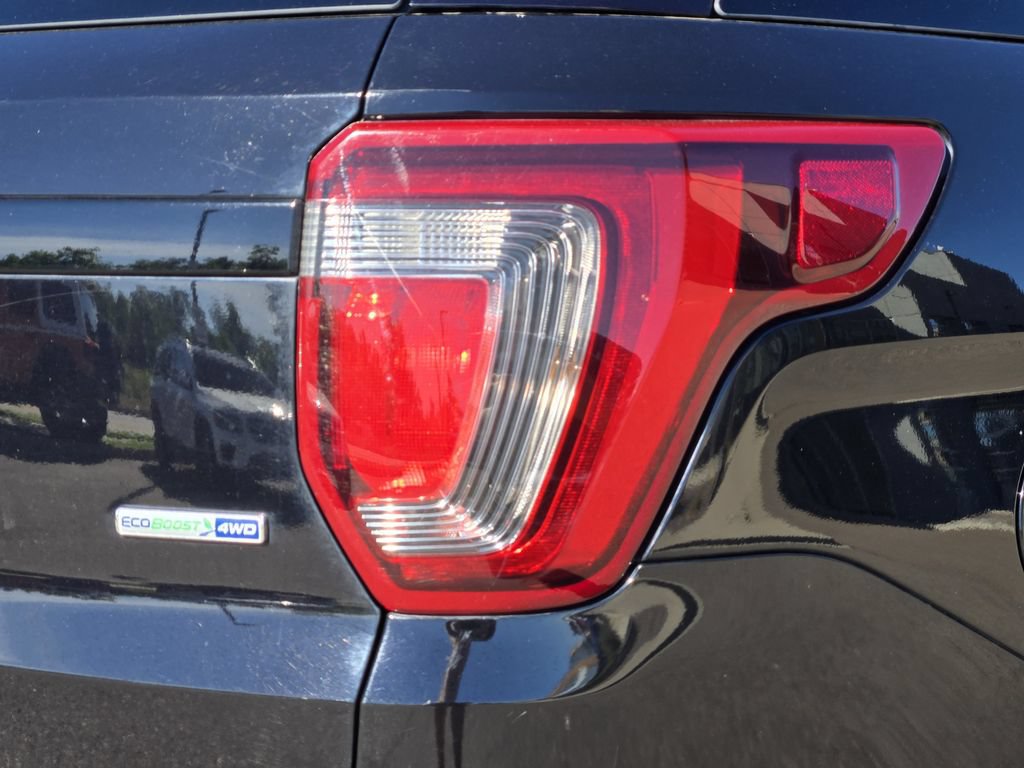 Used 2016 Ford Explorer Sport w/ Equipment Group 401A AWD/4WD image 13