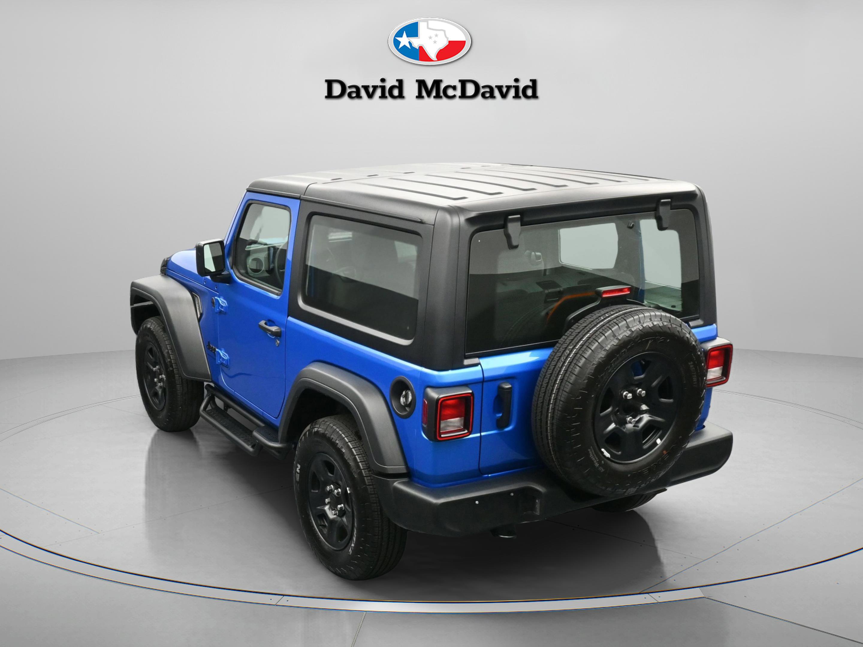 Used 2025 Jeep Wrangler Sport image 12