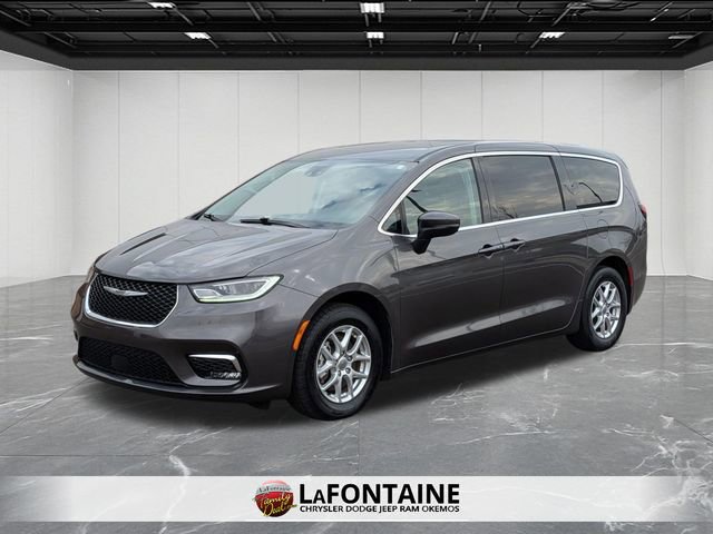 Used 2023 Chrysler Pacifica Touring-L