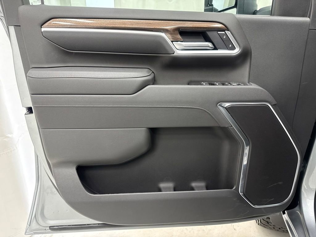 New 2026 Chevrolet Silverado 2500 LT w/ Trail Boss Package image 15