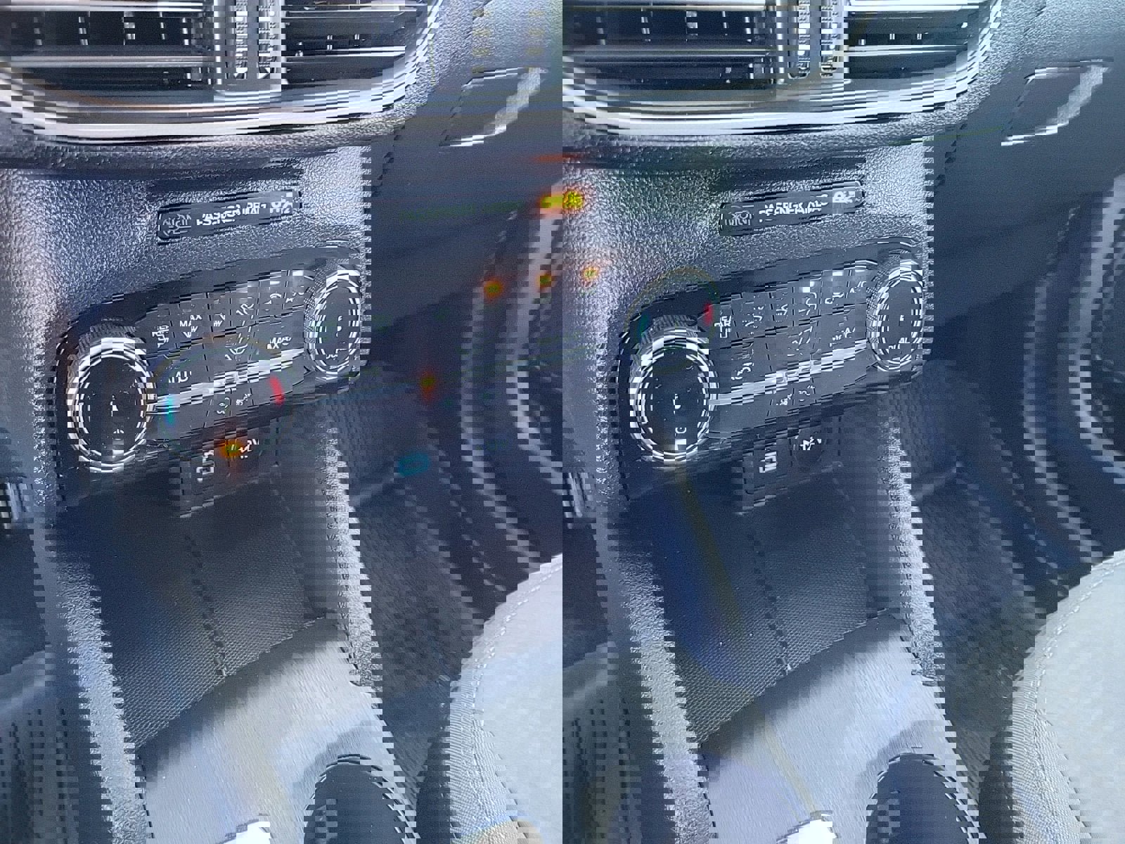 Used 2022 Ford Escape SE w/ Convenience Package image 20