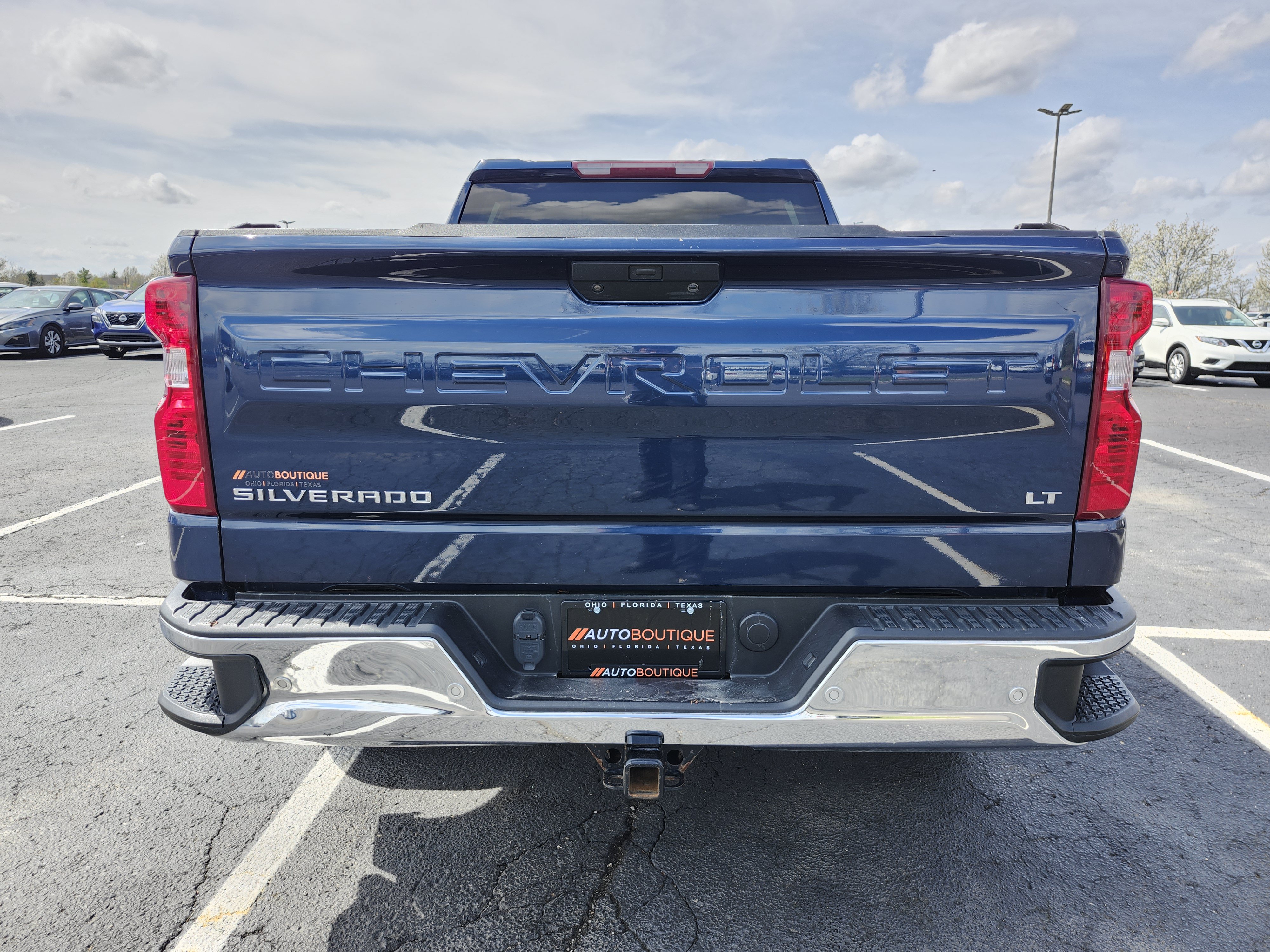 Used 2022 Chevrolet Silverado 1500 LT w/ Safety Package II AWD/4WD image 16