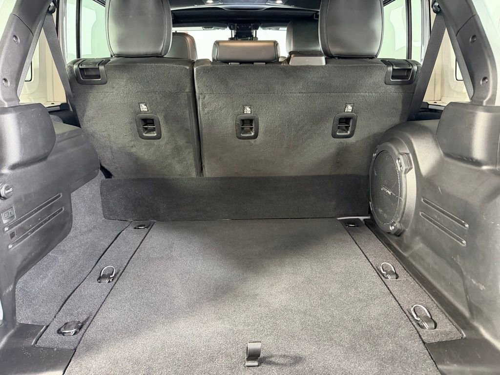 Used 2024 Jeep Wrangler Unlimited Rubicon 4xe image 29