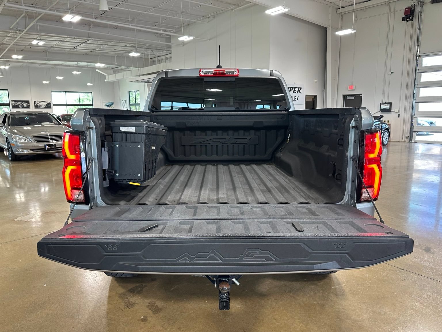 Used 2024 Chevrolet Colorado ZR2 w/ Technology Package AWD/4WD image 38