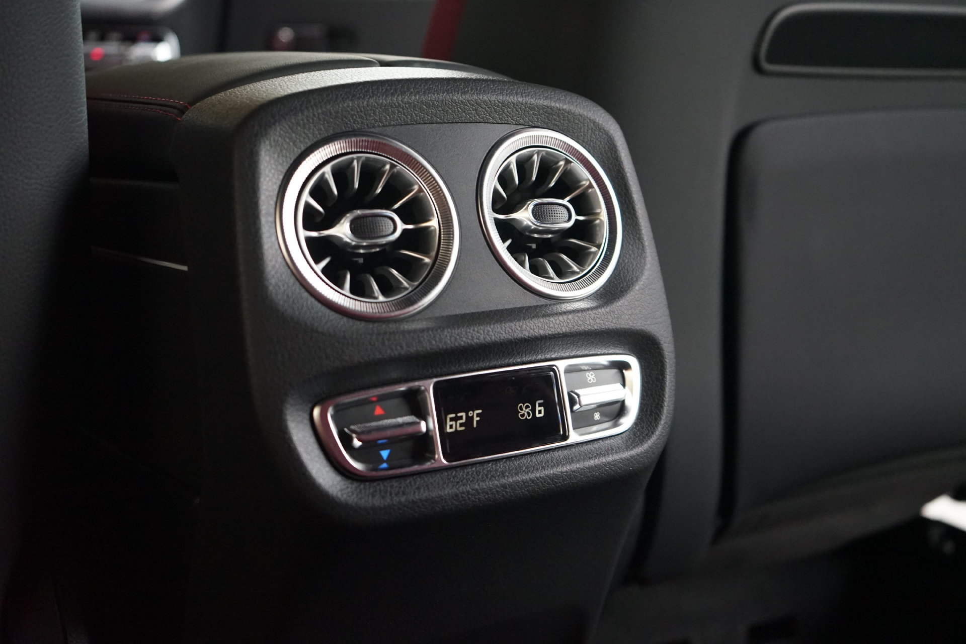Used 2027 Mercedes-Benz G 63 AMG 4MATIC image 16