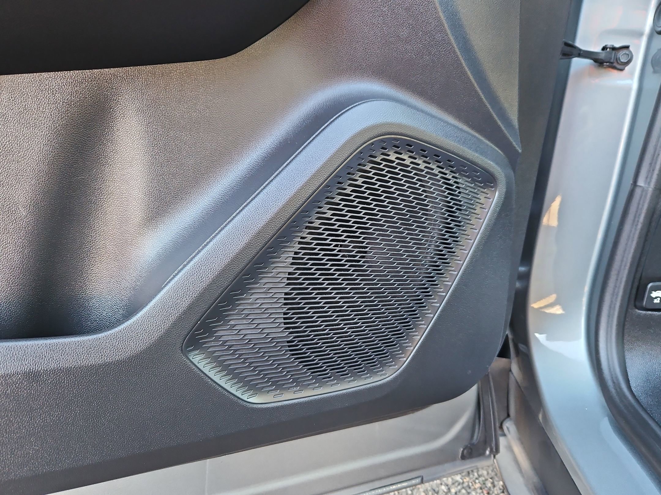 Used 2024 Chevrolet Equinox EV LT w/ LPO, Blackout Package image 11