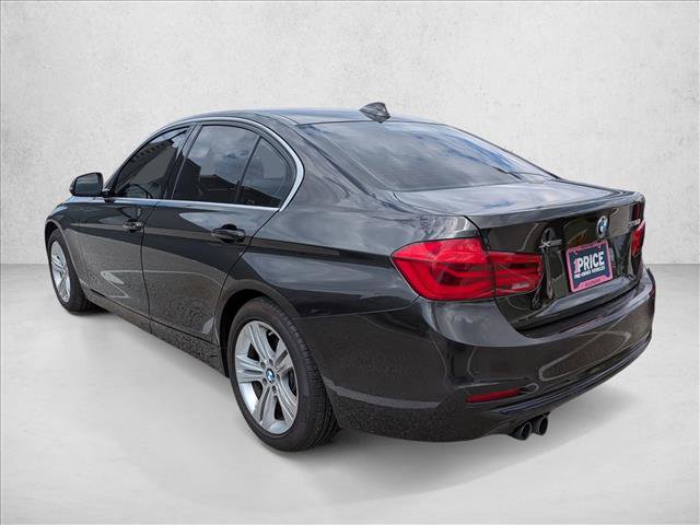Used 2017 BMW 330i xDrive Sedan AWD/4WD image 6