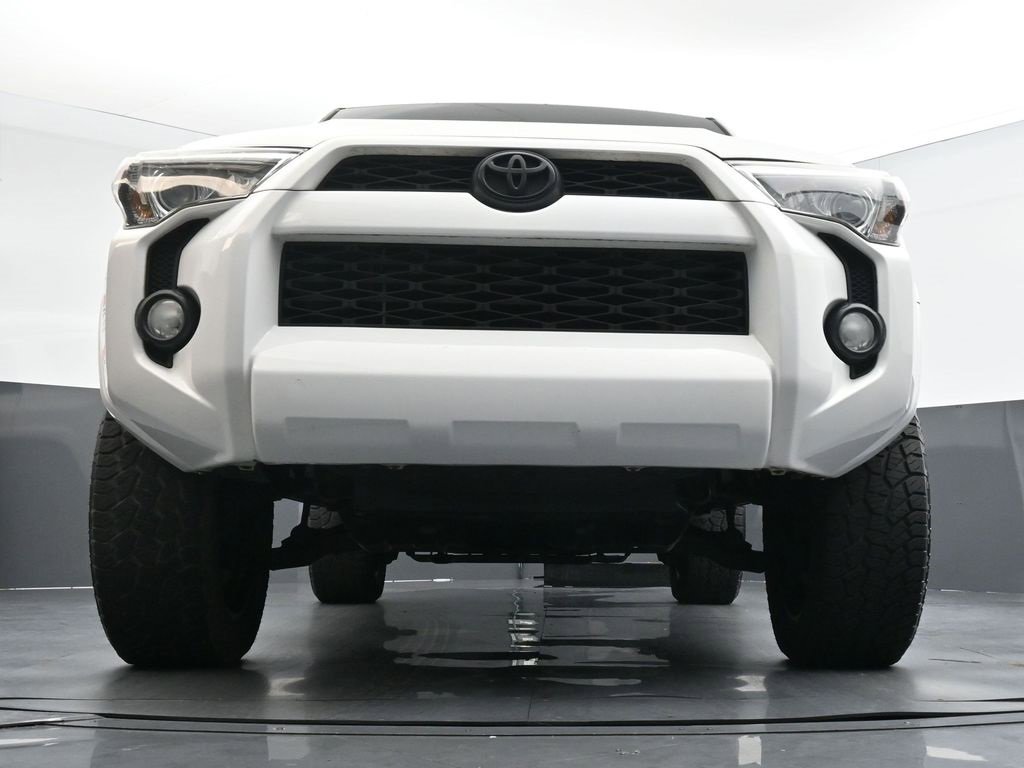 Used 2016 Toyota 4Runner SR5 image 31