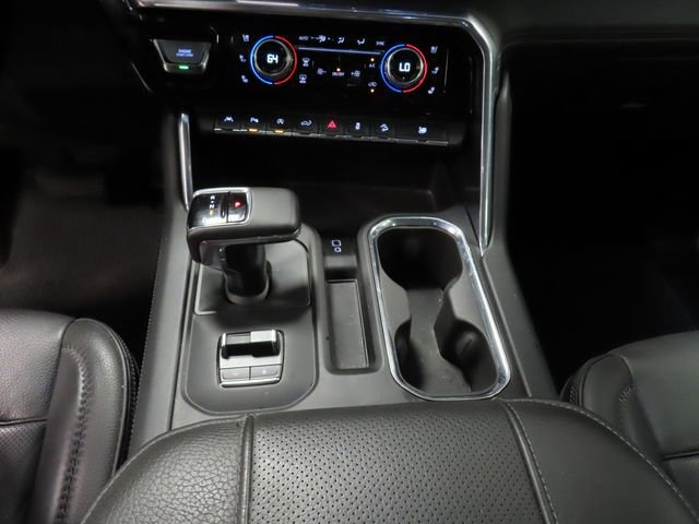 Used 2023 GMC Sierra 1500 Denali w/ Denali Reserve Package AWD/4WD image 21