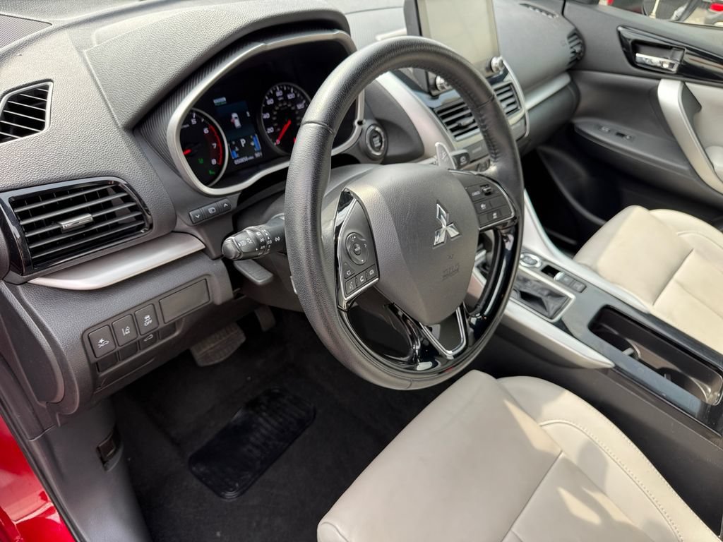 Used 2024 Mitsubishi Eclipse Cross SEL AWD/4WD image 29
