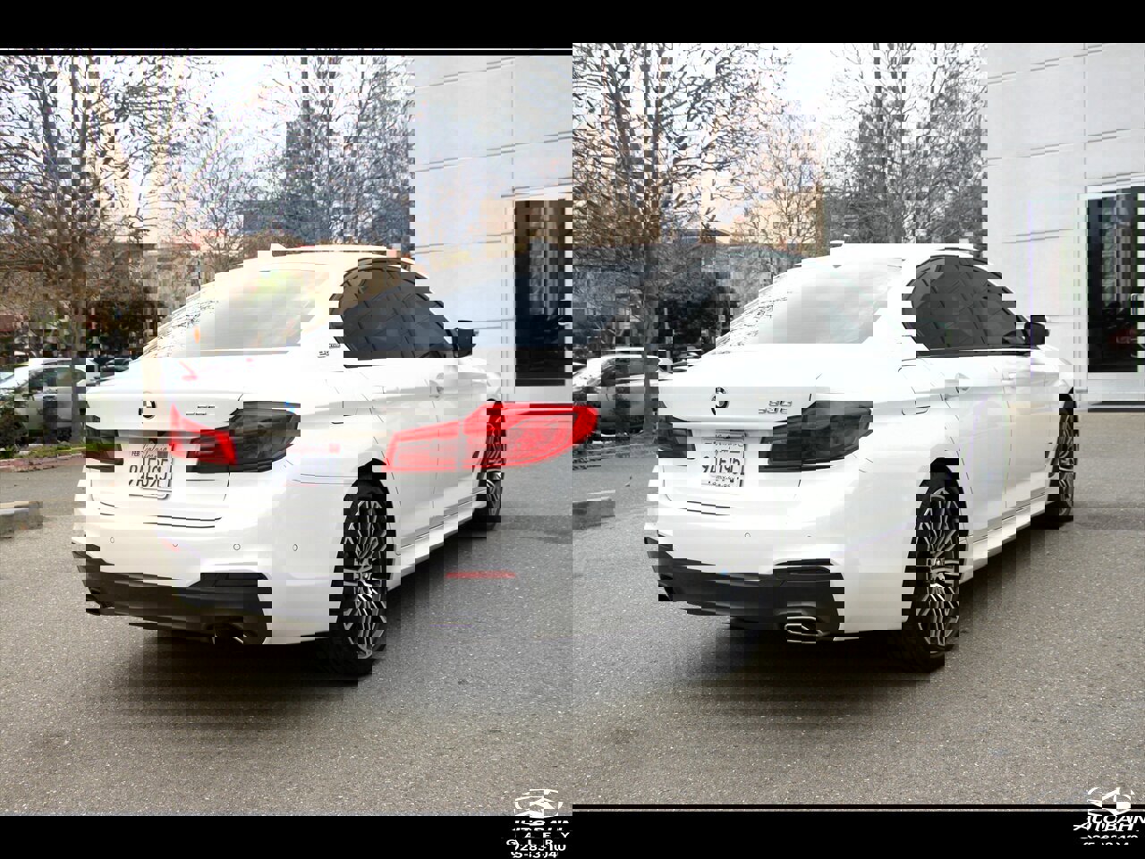 Used 2019 BMW 530e w/ M Sport Package image 9