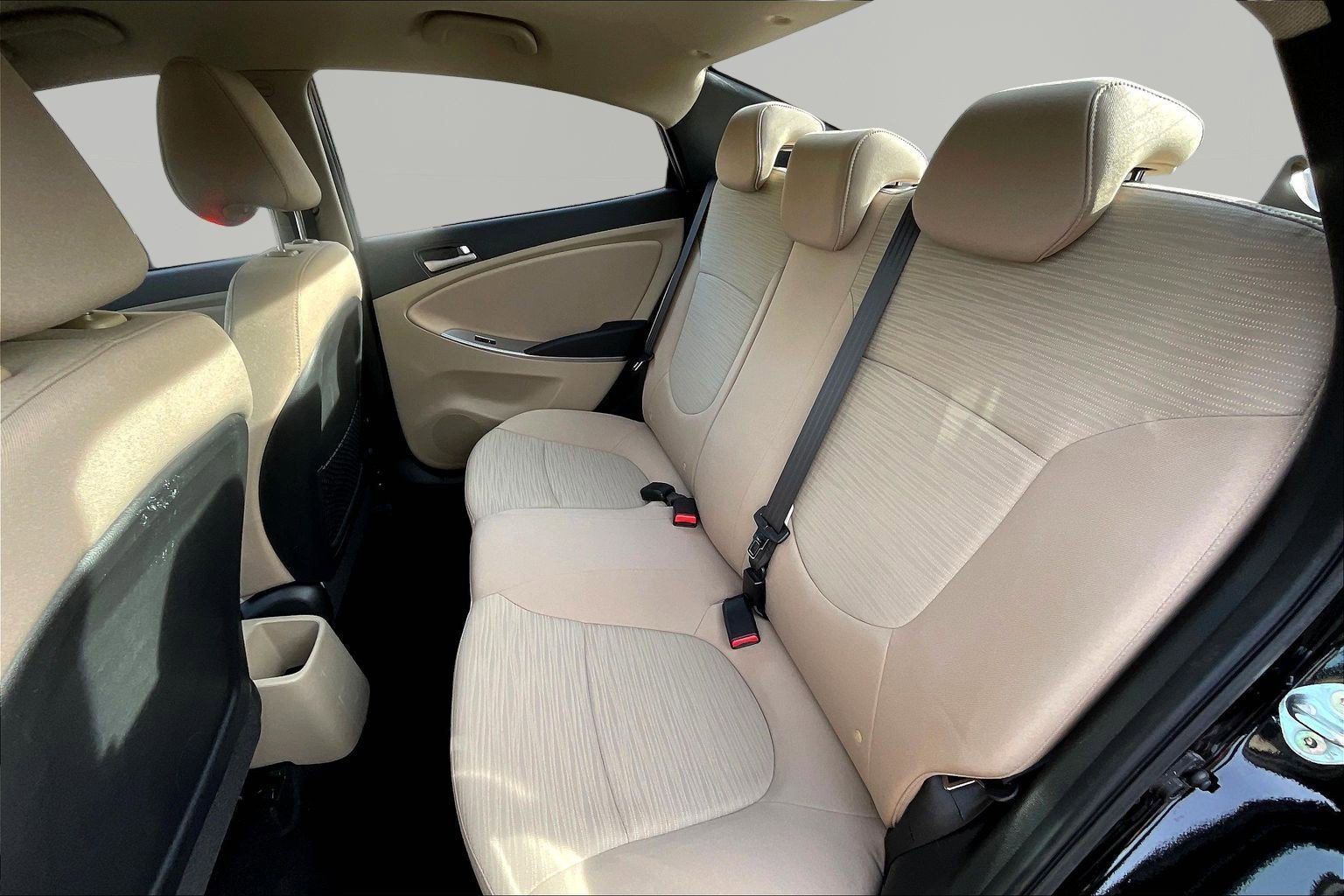 Used 2016 Hyundai Accent SE FWD image 19