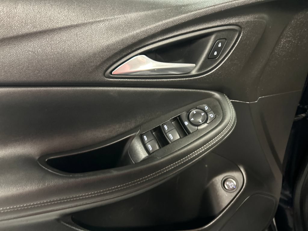 Used 2021 Buick Encore GX Select FWD image 14