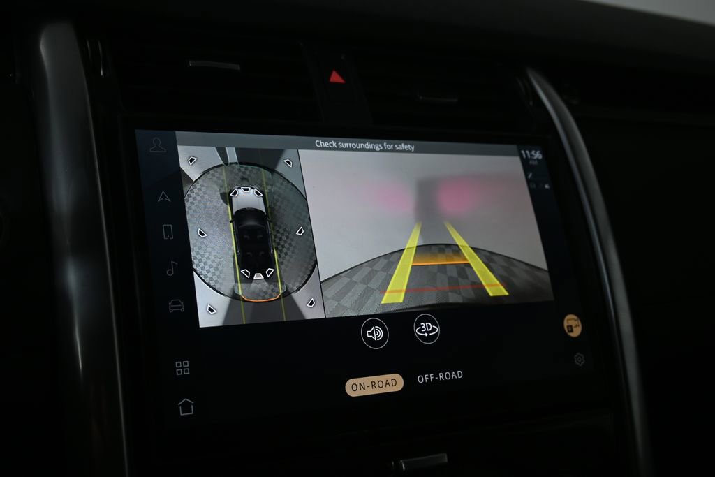 Used 2024 Land Rover Discovery S AWD/4WD image 24