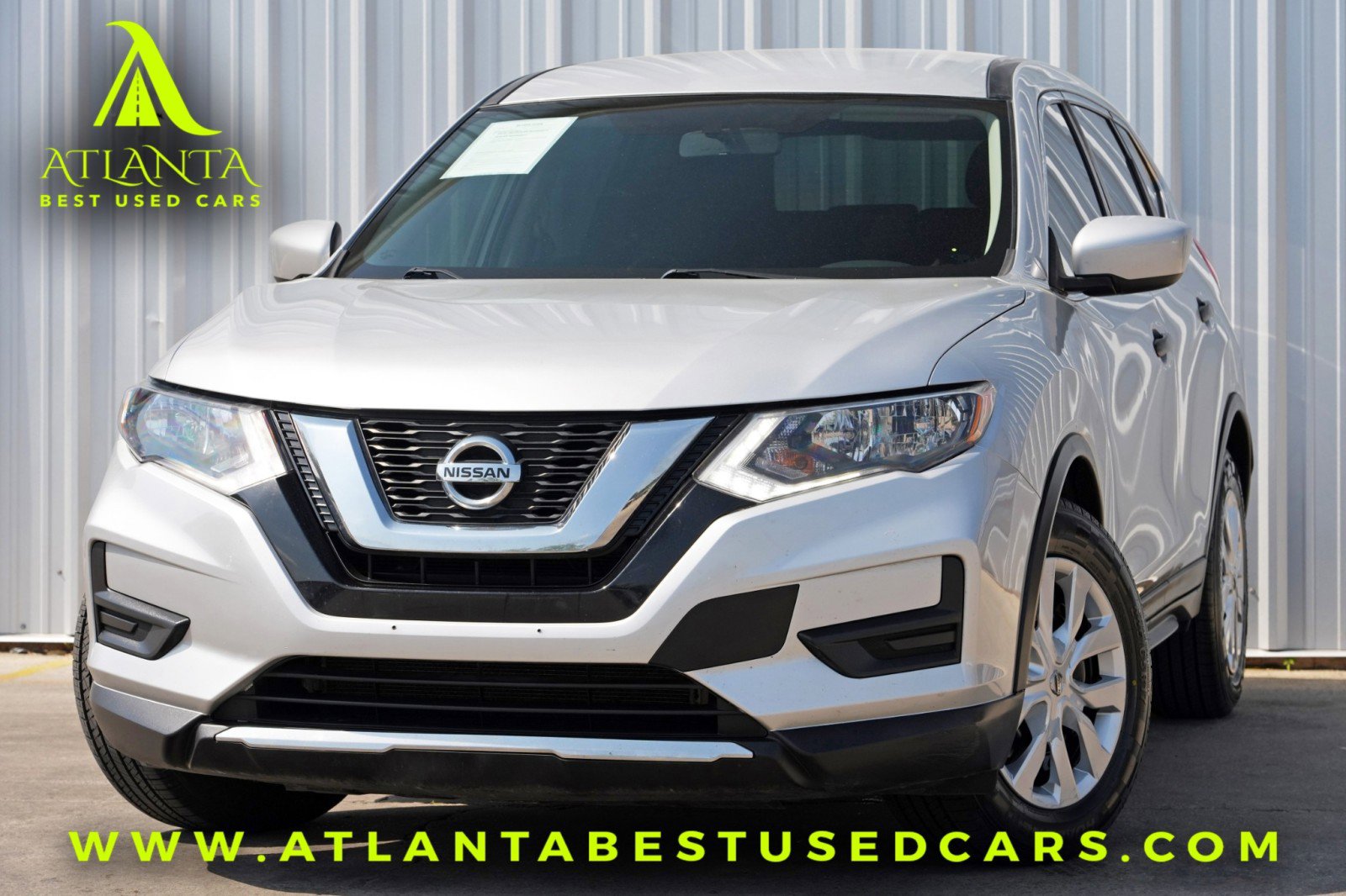 Used 2017 Nissan Rogue S image 1