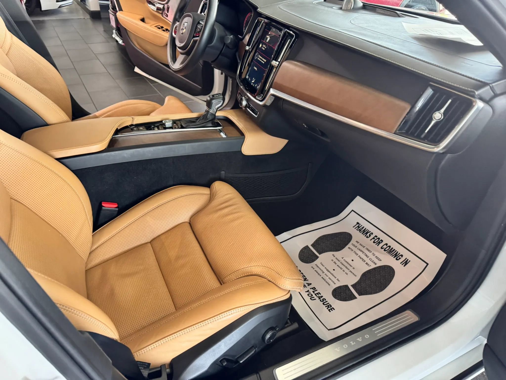 Used 2017 Volvo S90 T6 Inscription w/ Vision Package AWD/4WD image 13