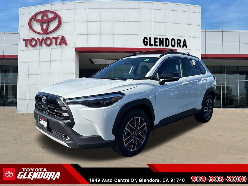 Used 2026 Toyota Corolla Cross XLE w/ Convenience Package FWD image 5