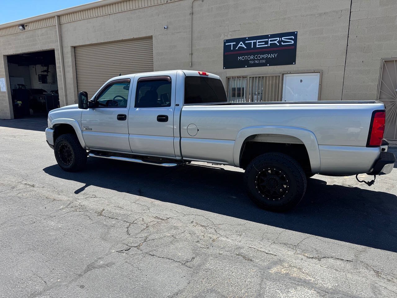 Used 2006 Chevrolet Silverado 3500 LT w/ Heavy-Duty Power Package AWD/4WD image 6