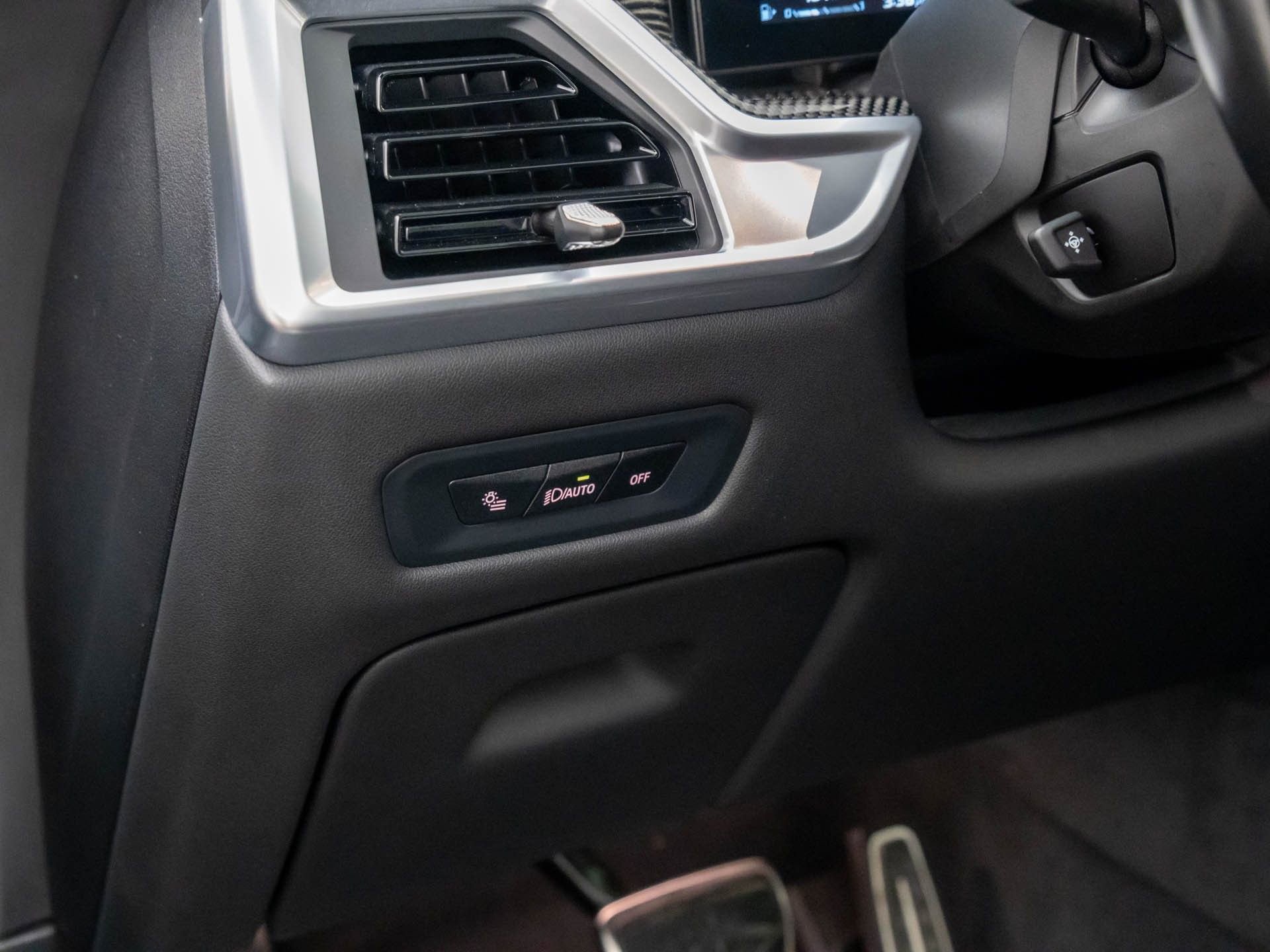 Certified 2024 BMW X5 M60i w/ Parking Assistance Package image 21