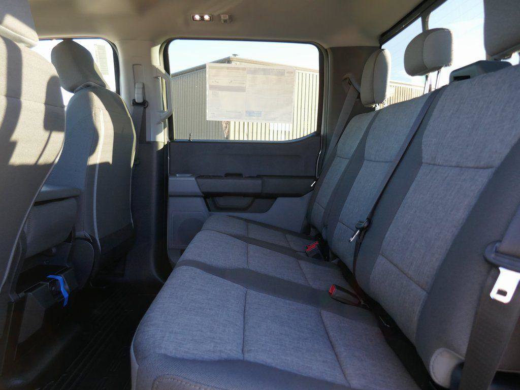 New 2026 Ford F250 XL w/ XL Off-Road Package image 18