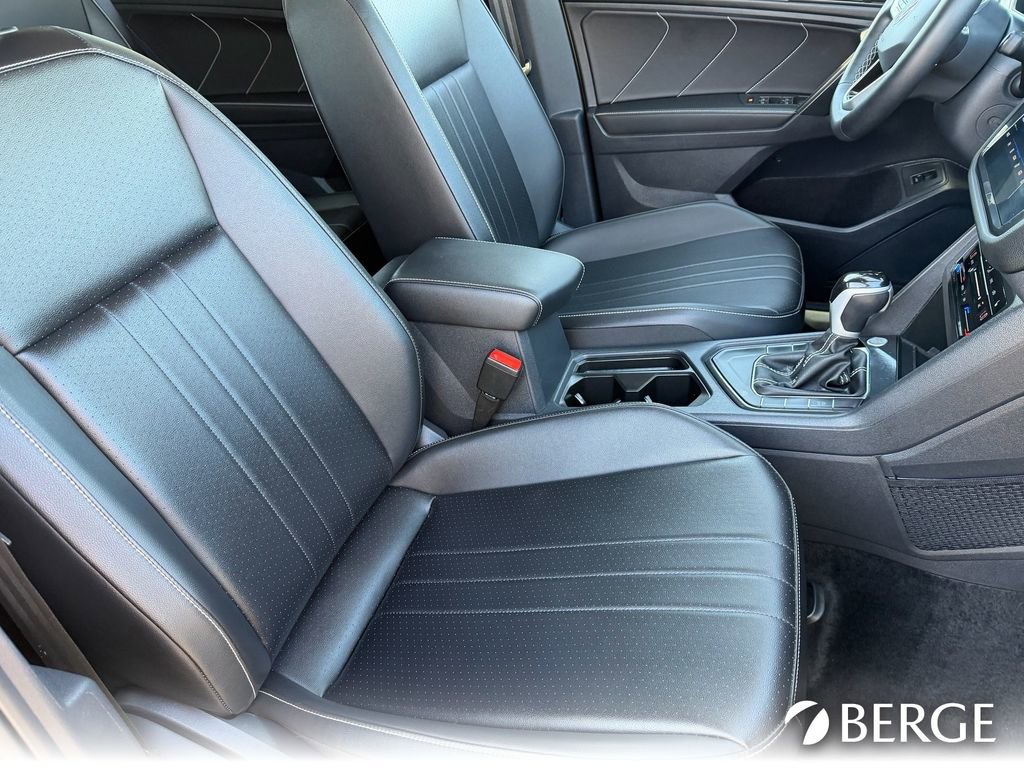Used 2024 Volkswagen Tiguan Wolfsburg Edition image 12