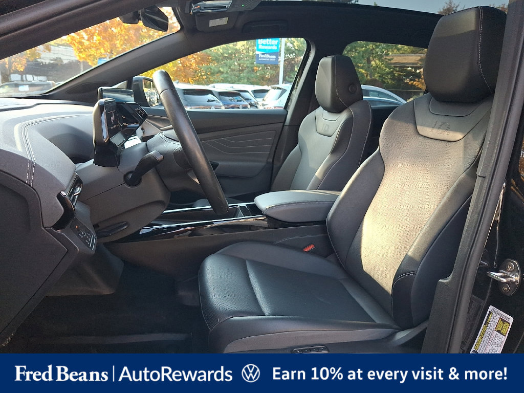 Certified 2023 Volkswagen ID.4 Pro S Plus AWD/4WD image 18