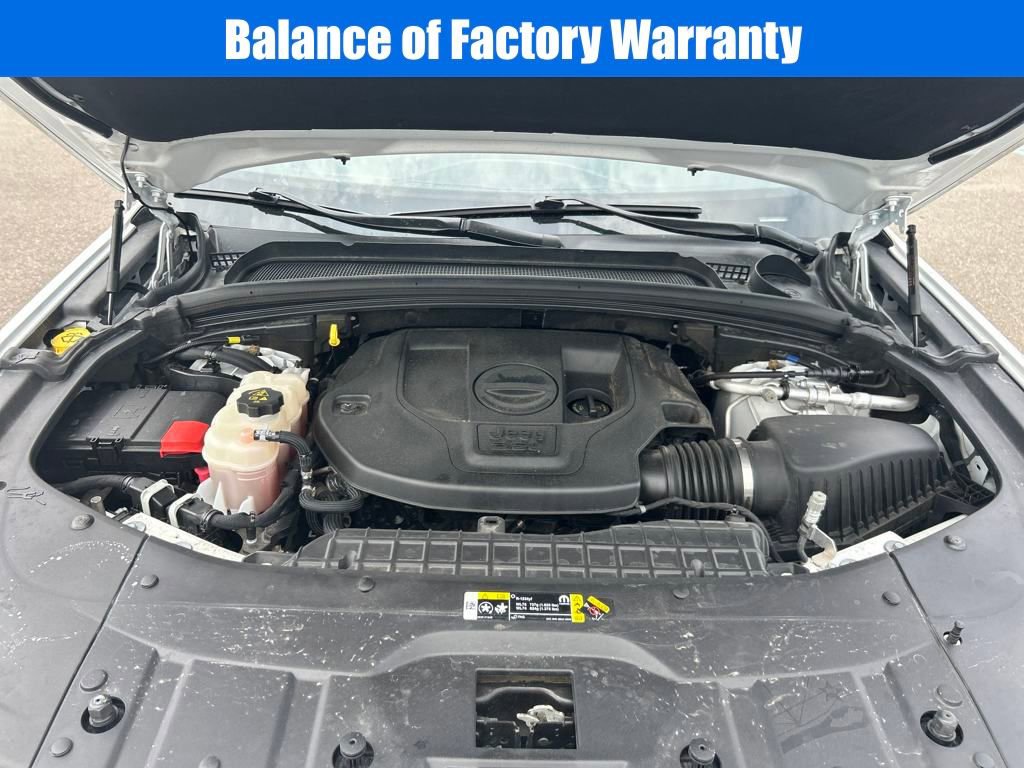 Used 2022 Jeep Grand Cherokee Overland w/ Luxury Tech Group IV image 20