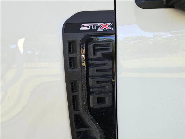 Used 2023 Ford F250 XL w/ STX Appearance Package AWD/4WD image 20
