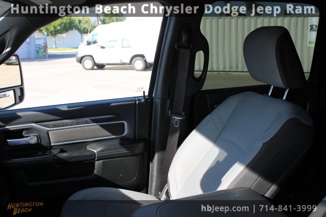 Used 2024 RAM 2500 Big Horn image 32