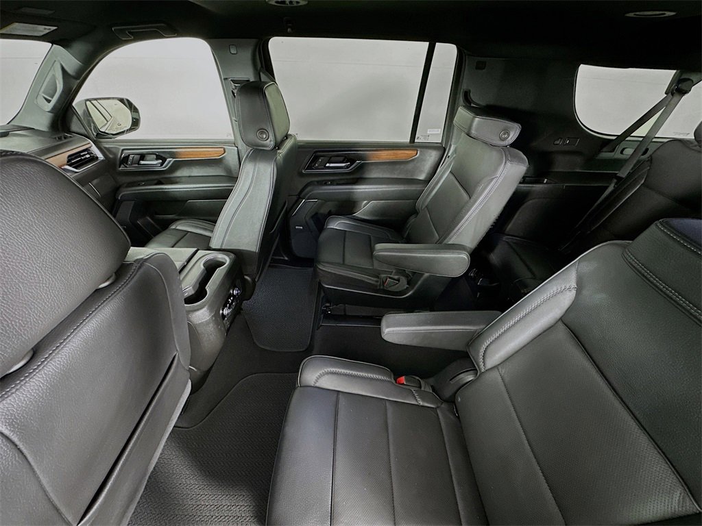Used 2025 GMC Yukon XL Denali image 22