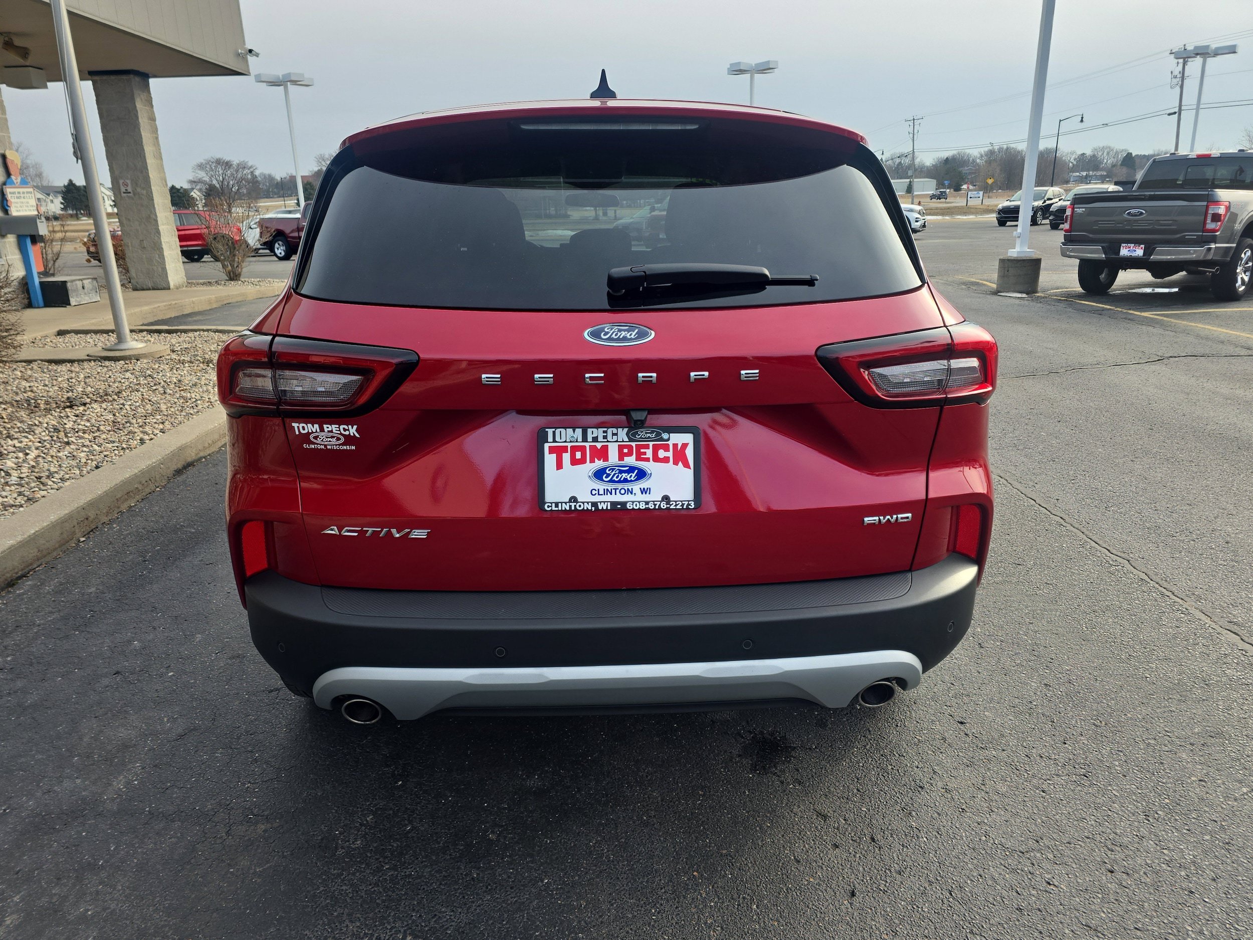 Used 2023 Ford Escape Active w/ Tech Pack #1 AWD/4WD image 7