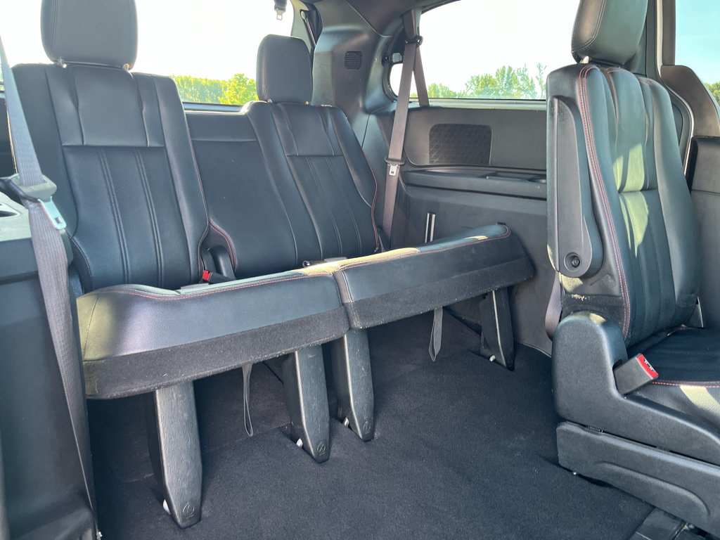 Used 2020 Dodge Grand Caravan GT FWD image 17