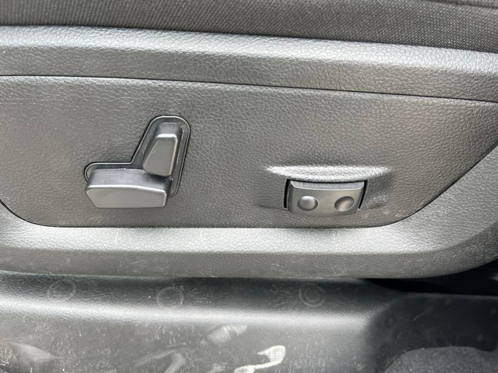 New 2025 RAM 2500 Big Horn image 32